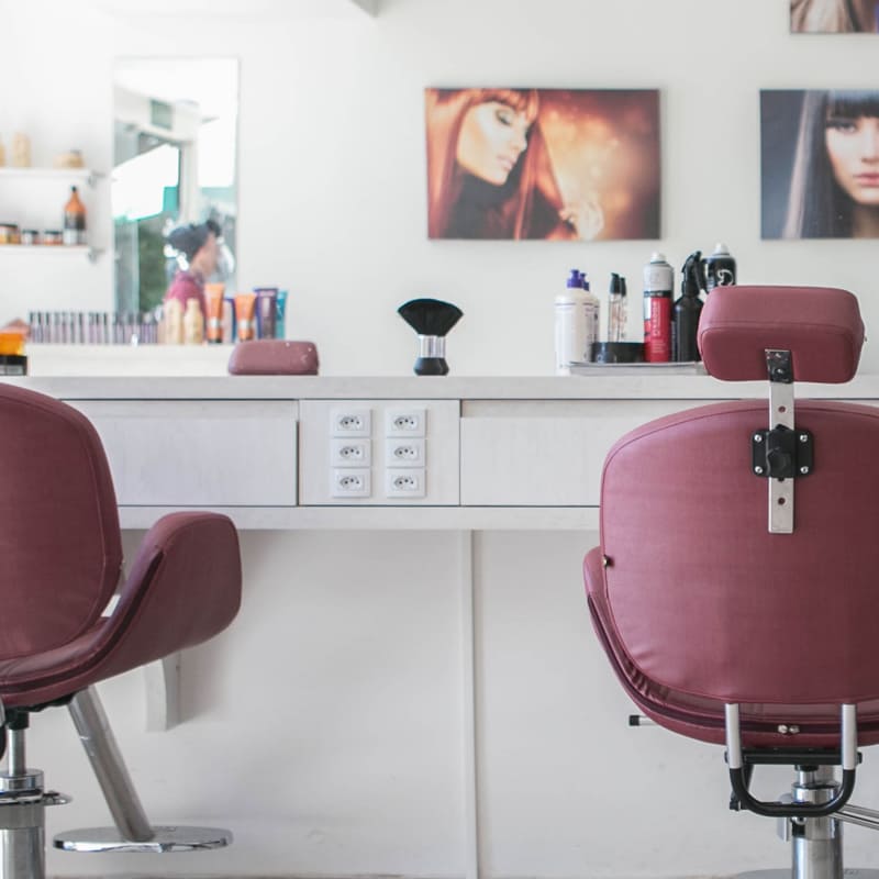 Salon Classroom